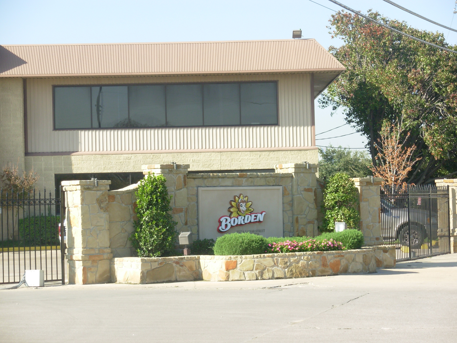 Borden Diary Factory - Cast Stone Signage